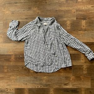 Universal Thread button down- excellent condition